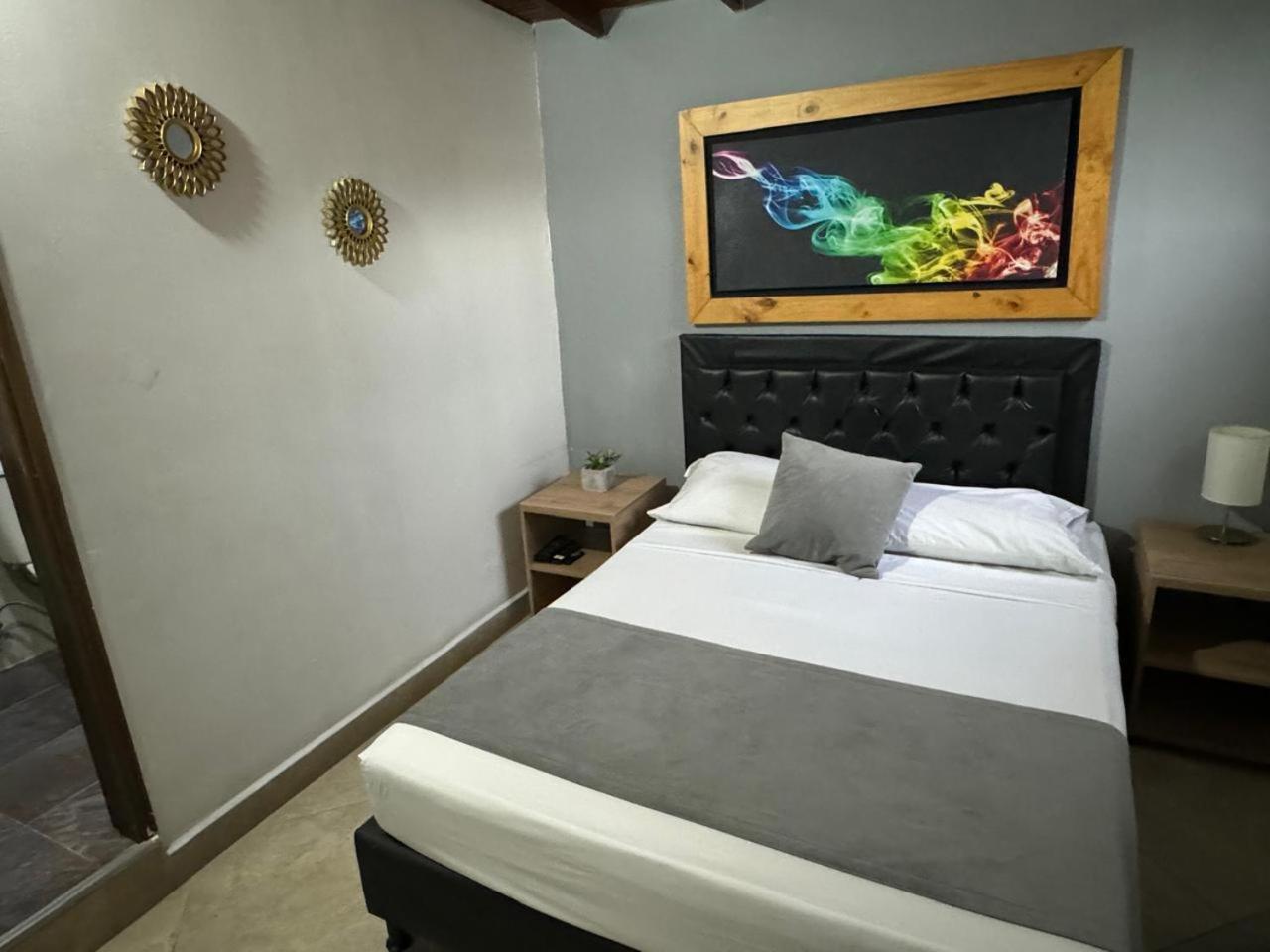 Gemas San Joaquin 1 Hotel Medellín Exterior foto
